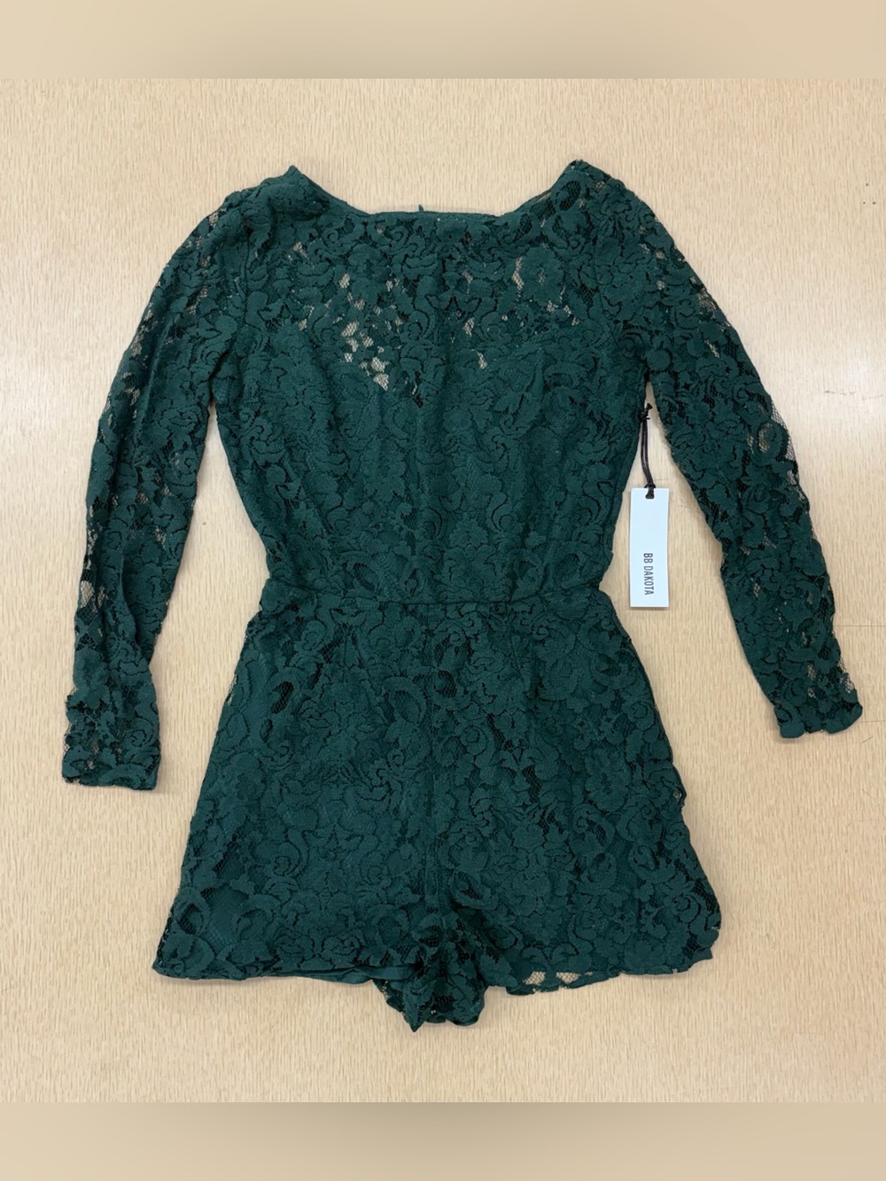 NWT BB Dakota green lace long sleeve romper